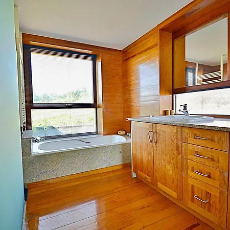 Vila De Diseno En Playa Pragueira - *